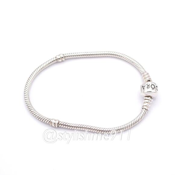 Authentic PANDORA Moments Barrel Clasp Charm Bracelet - 590702HV - Picture 2 of 11